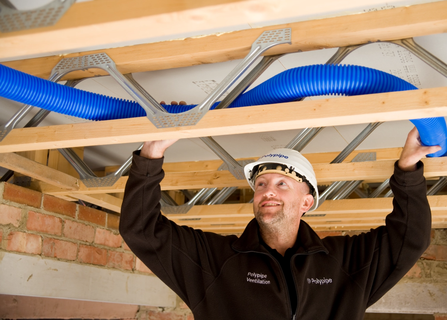 Posi-Joist gerenda szerkezet